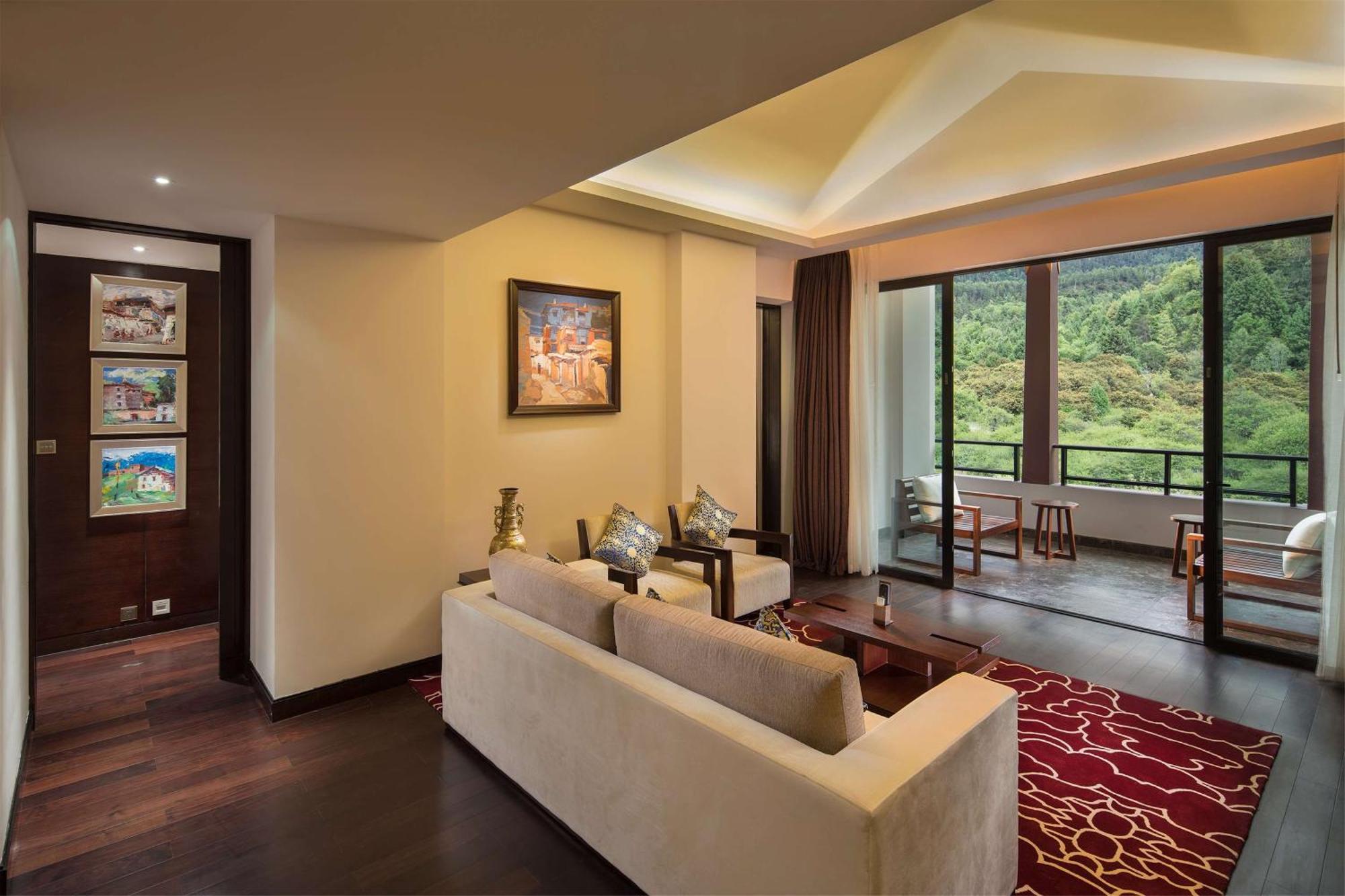 Hilton Linzhi Resort Nyingchi Exterior photo